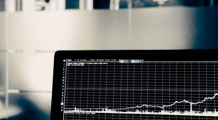 Kombiner interessen for bil med aksjer og trading Kombiner interessen for bil med aksjer og trading